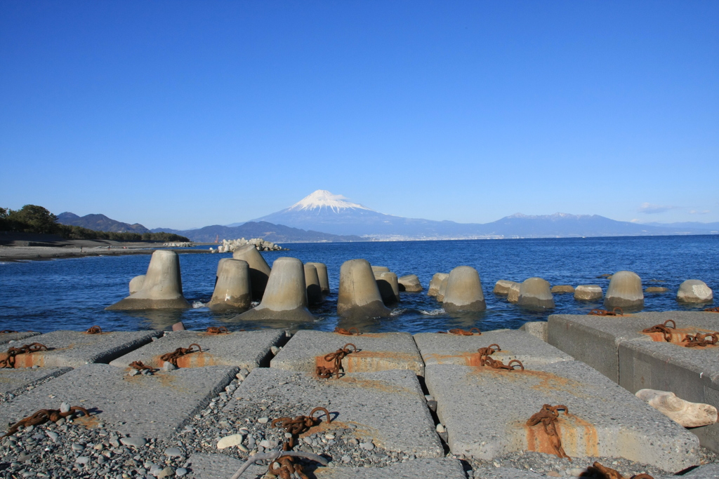 三保の富士山景　４