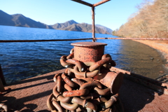 中禅寺湖湖畔の浮き桟橋
