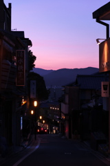 日暮れの坂道２