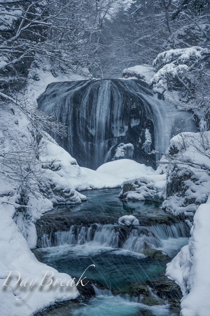 関山大滝 冬景 その２