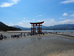 厳島神社大鳥居2