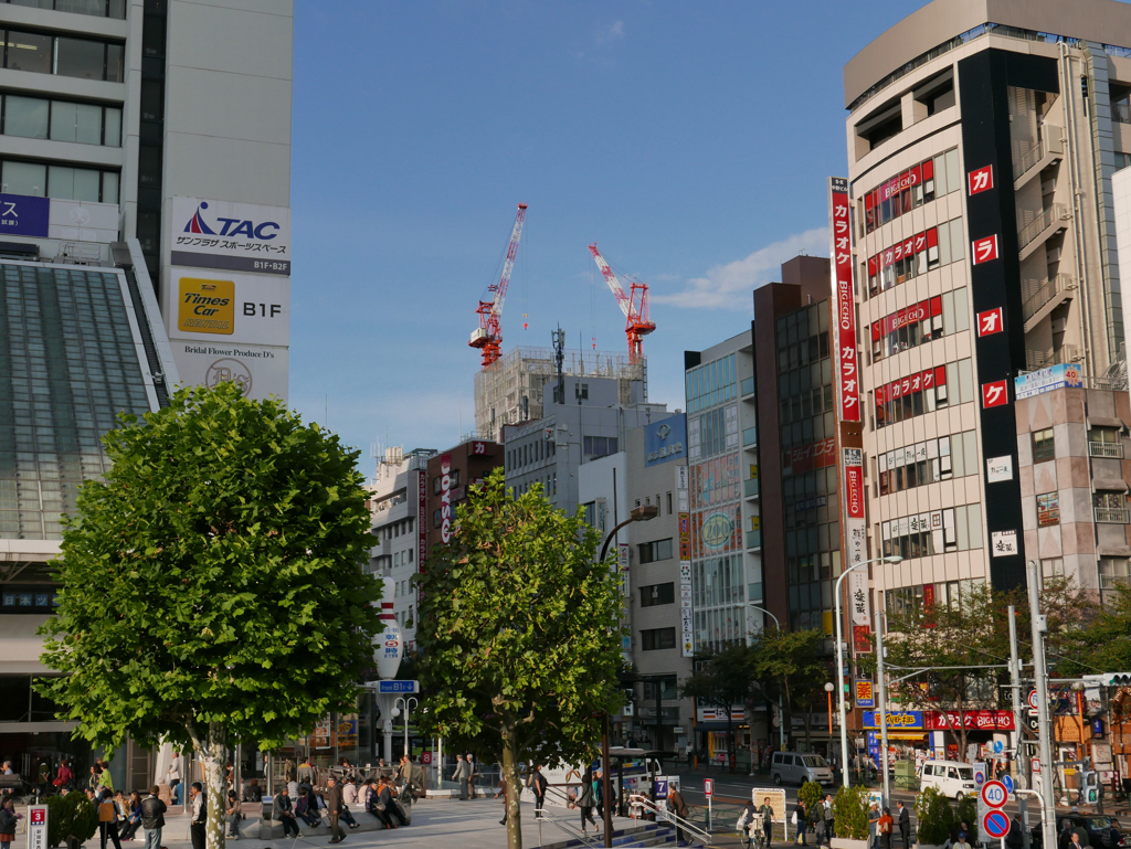 中野駅前通り