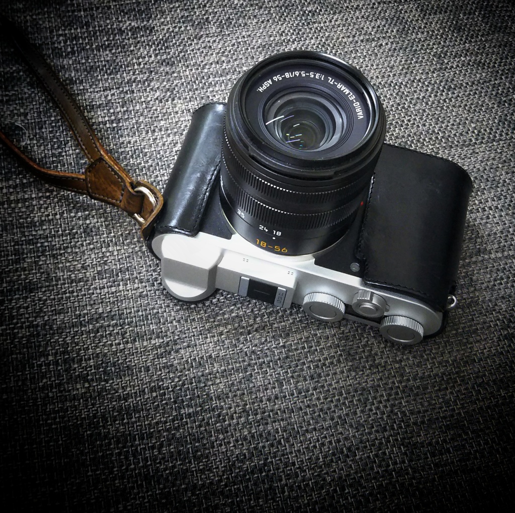 LeicaCL with protect case