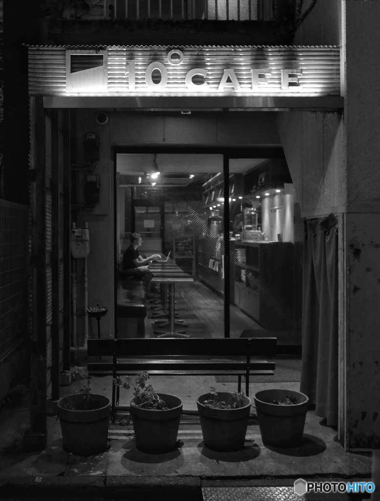 10° Cafe