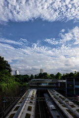 秋空近し