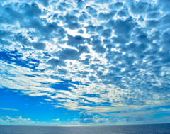 空と海
