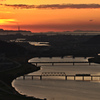 夕景を行くローカル線