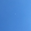 青に浮かぶ白い輝き
