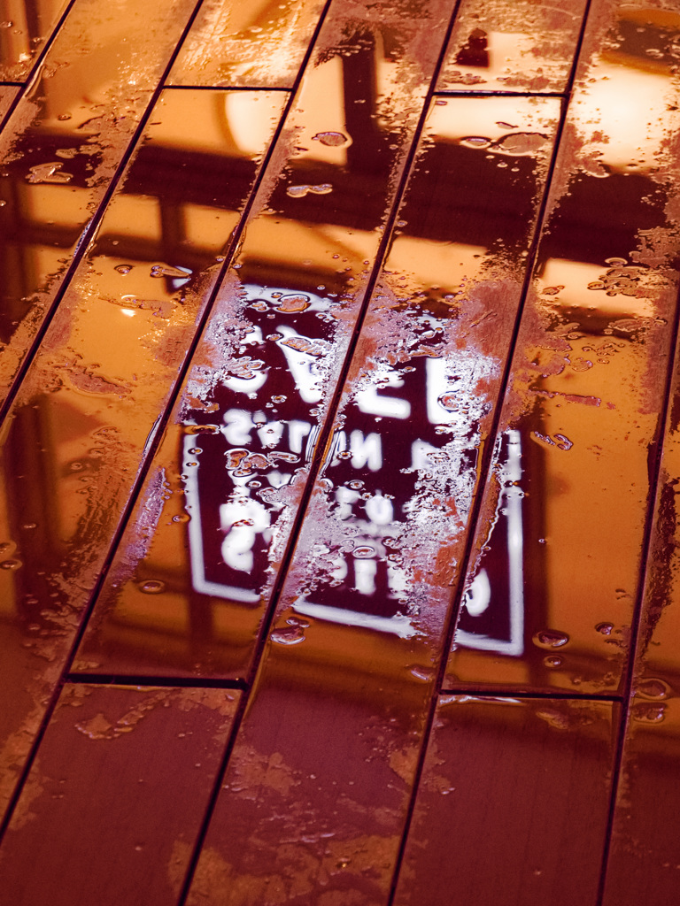 雨上がりの夜
