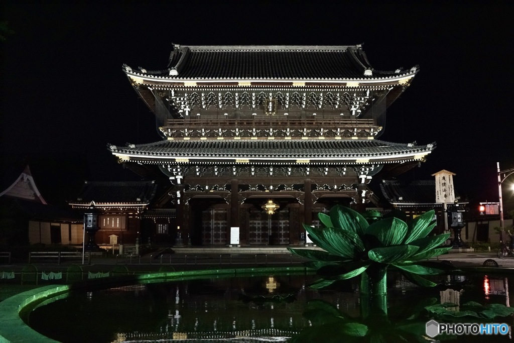 東本願寺御影堂門