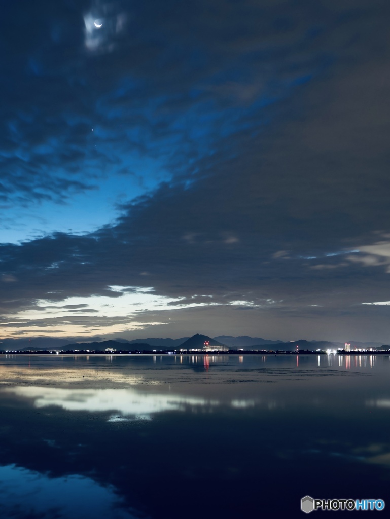 夜明け前