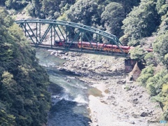 トロッコ列車
