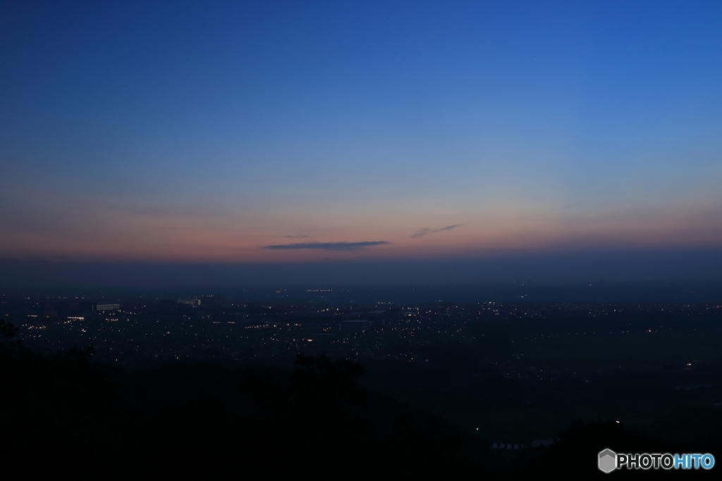 夜明け前