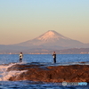 釣り人と富士山
