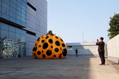 草間彌生《南瓜》