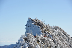 石鎚山から天狗岳を望む　