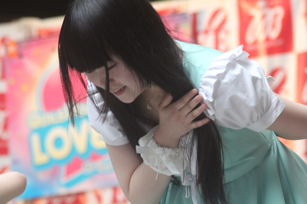 美しい　佐々木あやのさん　アイドルグループ　ＴＥＡＲＳ