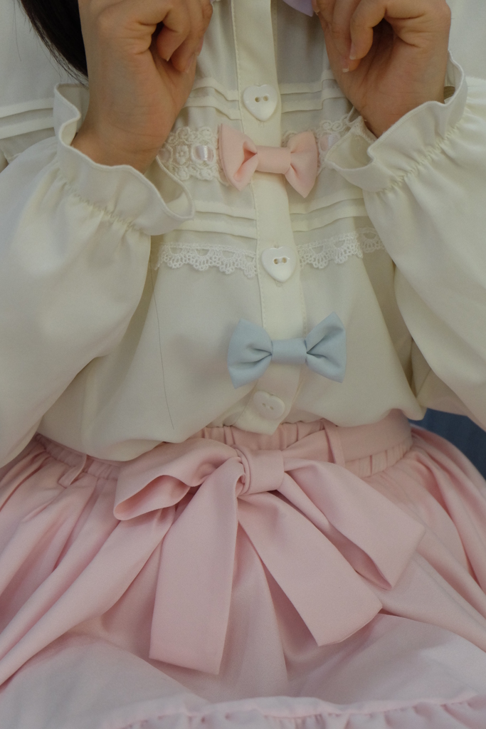 アイドルの胸元～ハート型ボタンとリボンが可愛い by コゲ （ID：7596219） - 写真共有サイト:PHOTOHITO