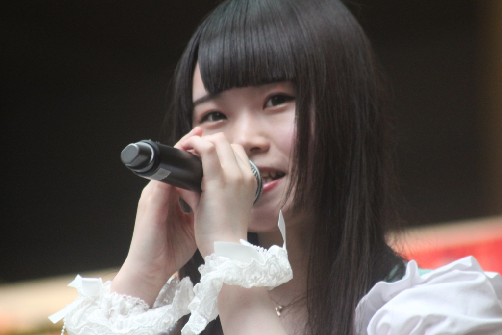美しい　佐々木あやのさん　アイドルグループ　ＴＥＡＲＳ