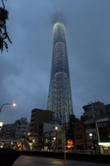 雨の日のスカイツリー