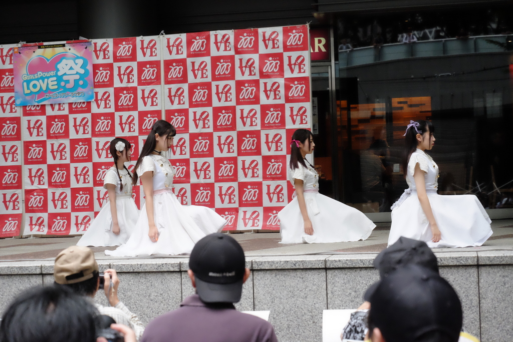 美の極致　　アイドルグループ　ニトクリ