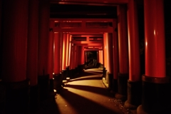 影を切る光