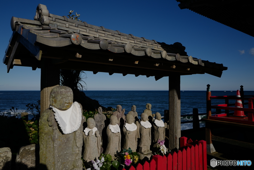 海辺の地蔵