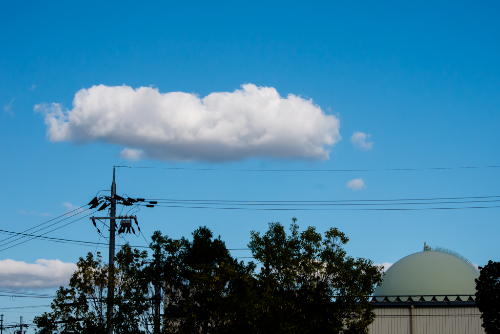 IMG-0648：秋の雲と送電線3