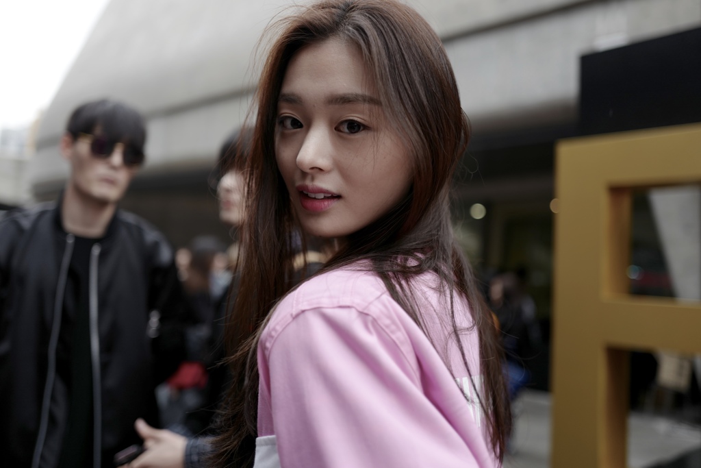 SEOUL FASHION WEEK 17AW