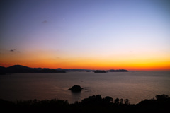 日没後の三日月