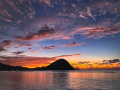 今日の帰宅前は日没後のマジックアワー