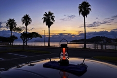 ランタン越しの夕景