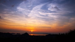 刷毛で掃いたような雲