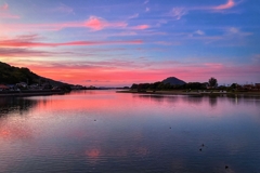 日没直後の河口付近