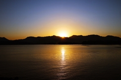 日曜日の夜明け