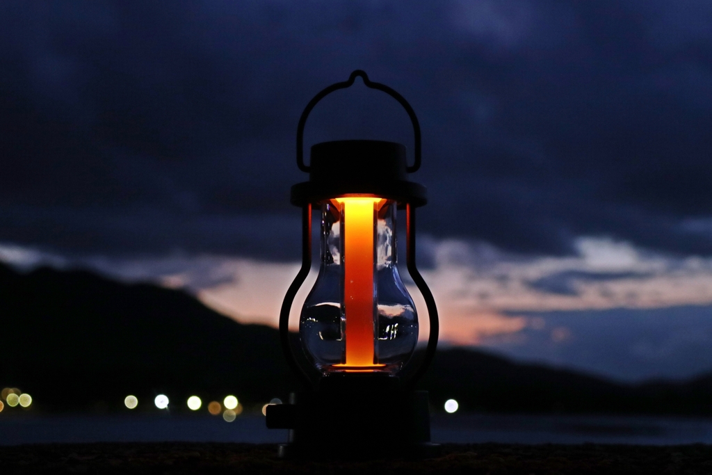 凍てつく夕暮れ