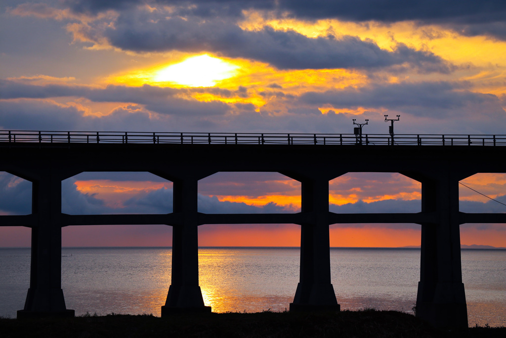 電車が過ぎ去った後