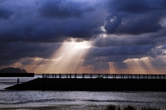防波堤のある夕景