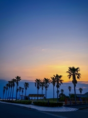 厚い雲が横たわる日