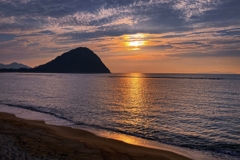 波打ち際の夕景