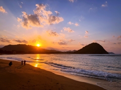 浜の夕景