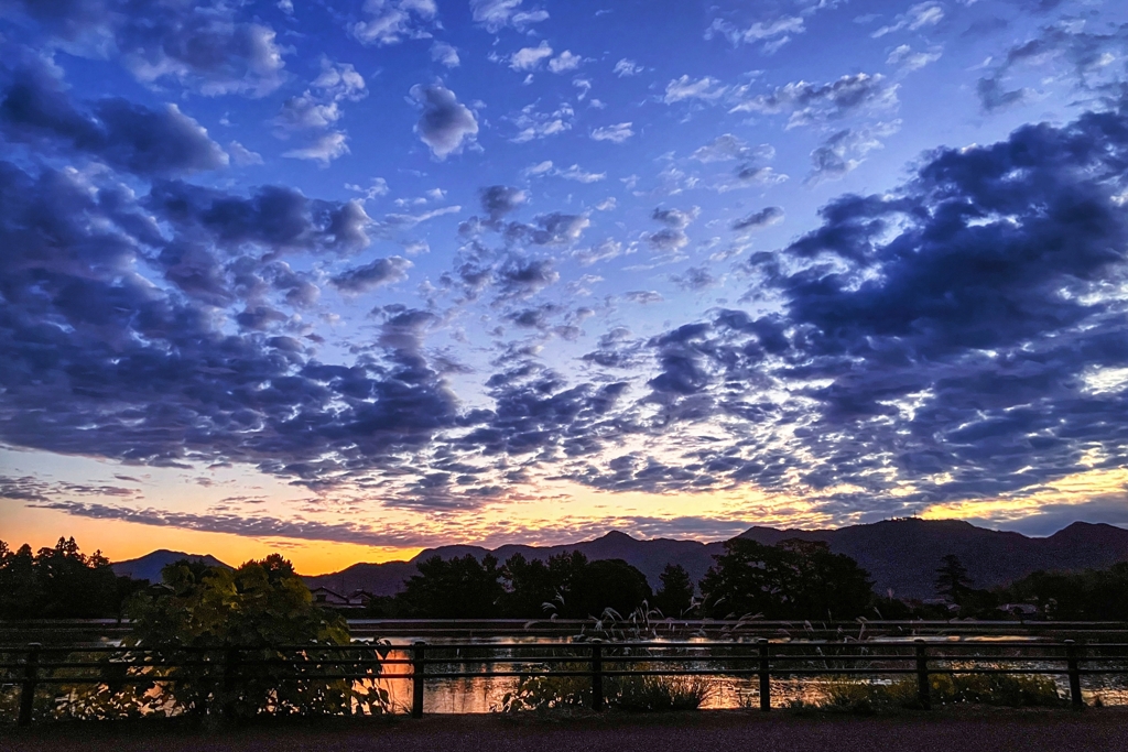 今朝の北東の空