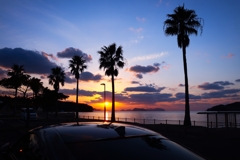 ボンネット越し