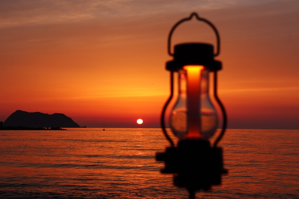 With Lantern.1