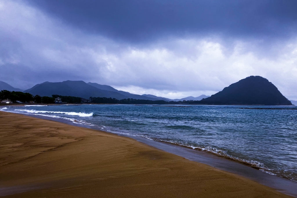 足跡のない砂浜