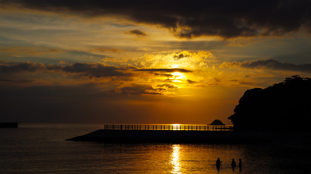 海の日は海に入らずにはいられない！