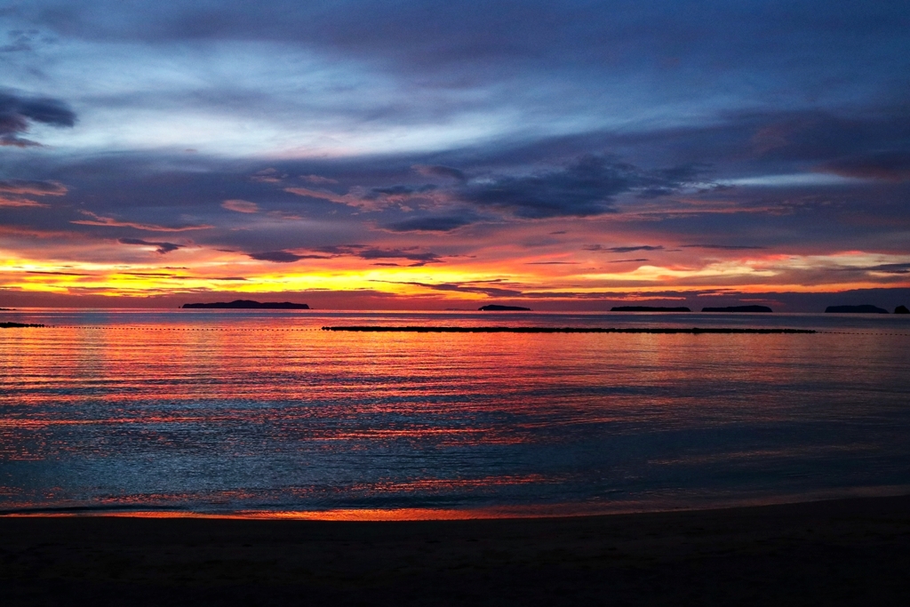 離島群のシルエット
