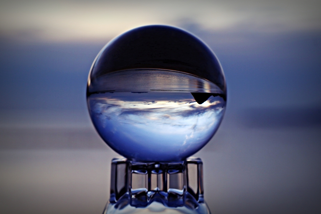 ガラス玉遊び