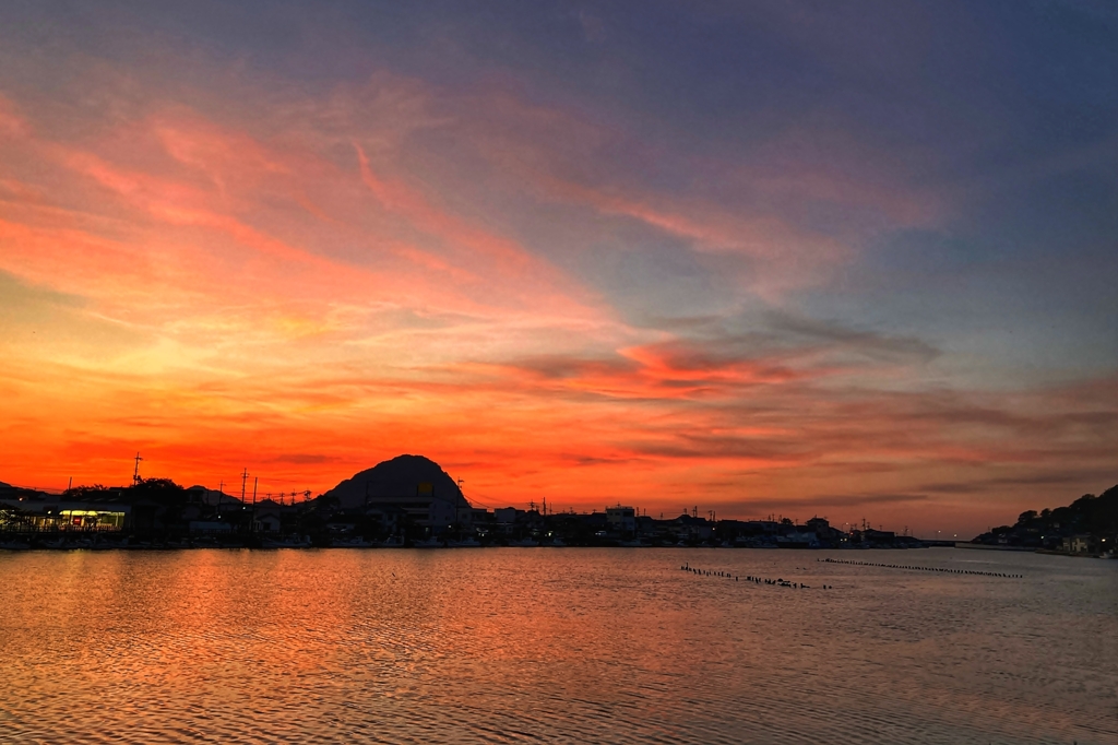 河口付近の夕景
