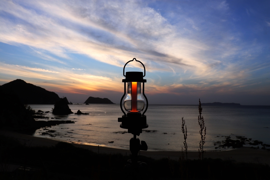 The Lantern；Element of surprise